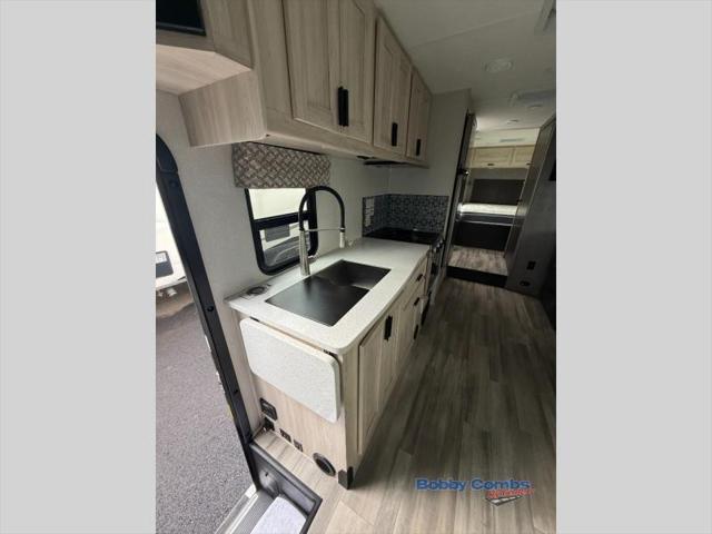2023 Ford E-450 Cutaway Unknown