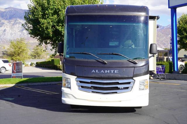 2022 Ford F-53 27A