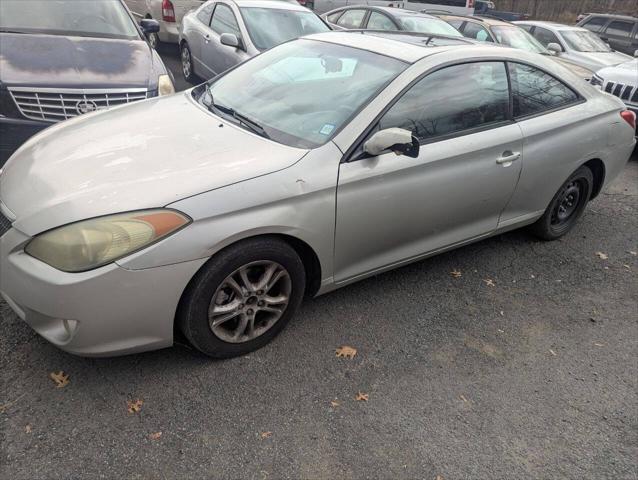 2004 Toyota Camry SE