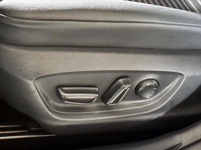 2022 Toyota Camry SE [11]