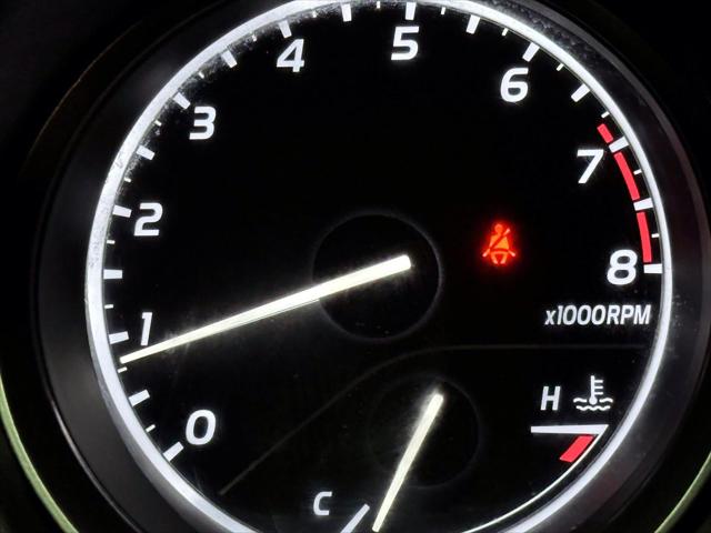 2022 Toyota Camry SE [20]