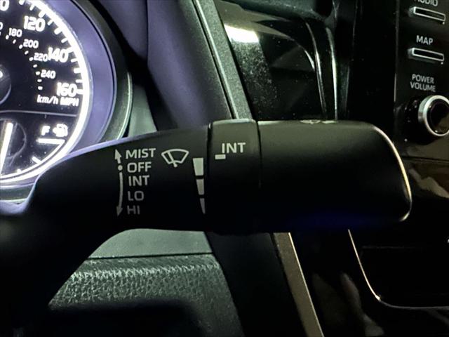 2022 Toyota Camry SE [26]