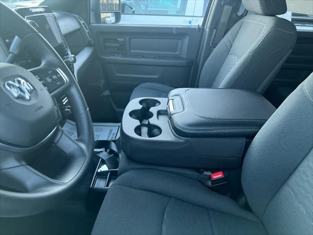 2026 Ram 3500 Tradesman Crew Cab 4x4 8' Box
