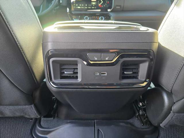 2025 GMC Sierra 3500HD 4WD Crew Cab Standard Bed AT4