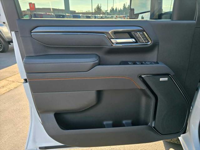 2025 GMC Sierra 3500HD 4WD Crew Cab Standard Bed AT4