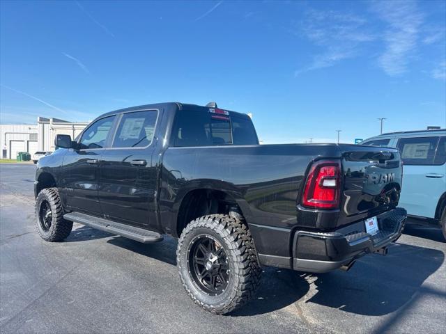 2026 RAM Ram 1500 RAM 1500 EXPRESS CREW CAB 4X4 57 BOX