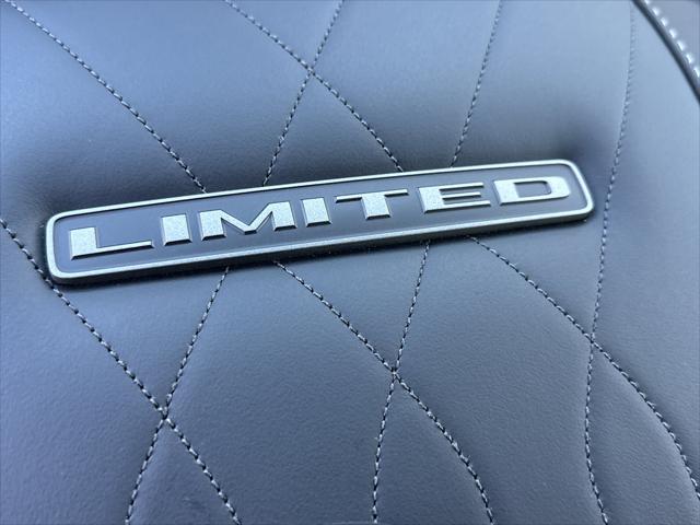 2026 RAM Ram 1500 RAM 1500 LIMITED CREW CAB 4X4 57 BOX