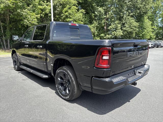 2026 Ram 1500 Express Crew Cab 4x4 5'7" Box