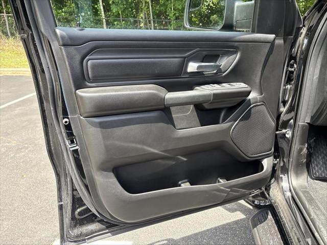 2026 Ram 1500 Express Crew Cab 4x4 5'7" Box