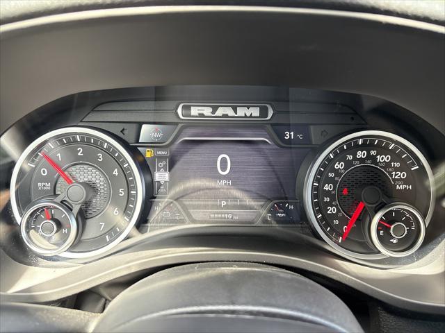2026 Ram 1500 Express Crew Cab 4x4 5'7" Box