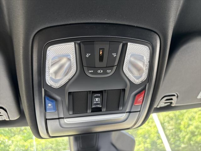 2026 Ram 1500 Express Crew Cab 4x4 5'7" Box