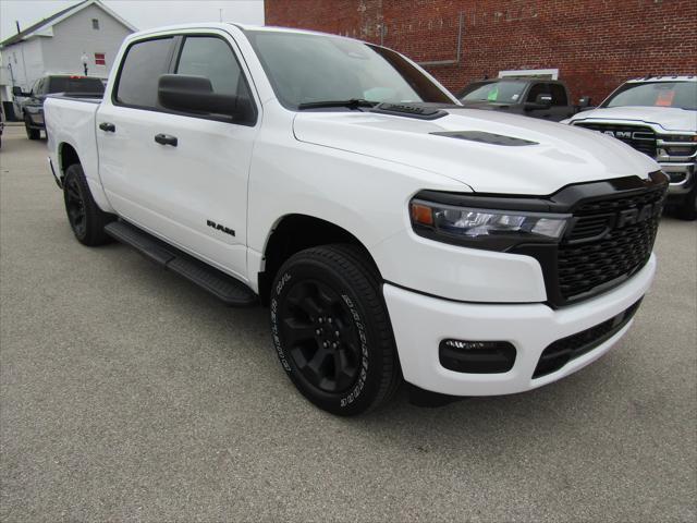 2026 RAM Ram 1500 RAM 1500 EXPRESS CREW CAB 4X4 57 BOX