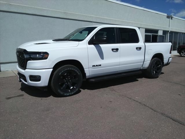 2026 RAM Ram 1500 RAM 1500 EXPRESS CREW CAB 4X4 57 BOX