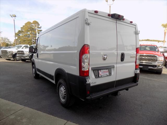 2026 Ram ProMaster Cargo Van Tradesman Low Roof 136" WB w/Pass Seat