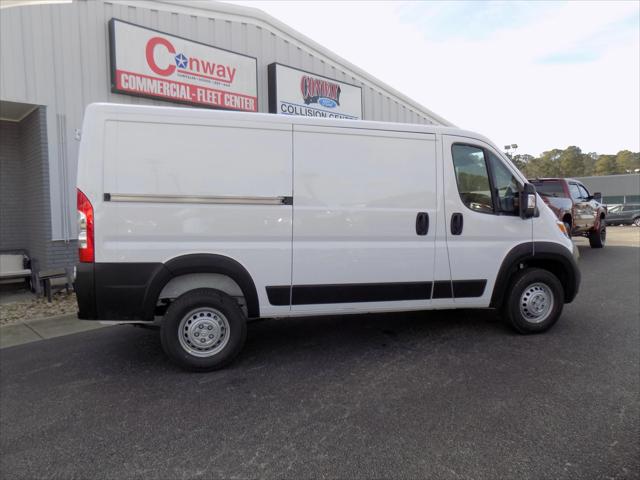 2026 Ram ProMaster Cargo Van Tradesman Low Roof 136" WB w/Pass Seat