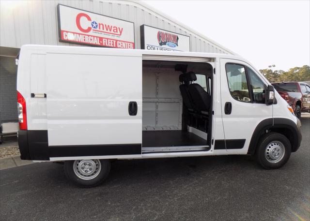 2026 Ram ProMaster Cargo Van Tradesman Low Roof 136" WB w/Pass Seat