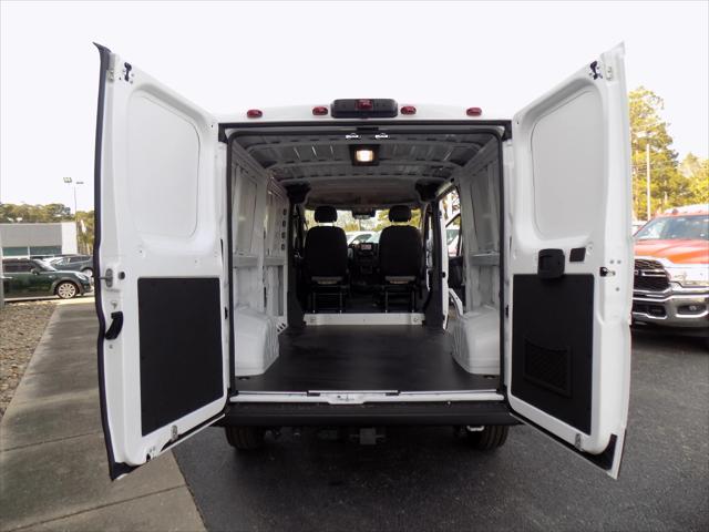 2026 Ram ProMaster Cargo Van Tradesman Low Roof 136" WB w/Pass Seat