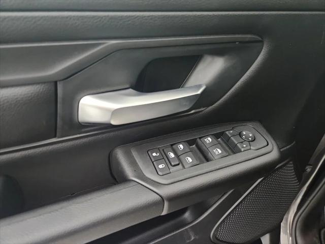 2026 Ram 1500 Express Crew Cab 4x4 5'7" Box