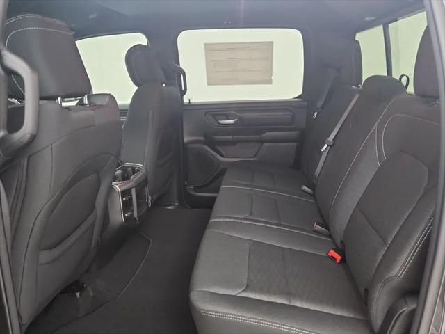 2026 Ram 1500 Express Crew Cab 4x4 5'7" Box