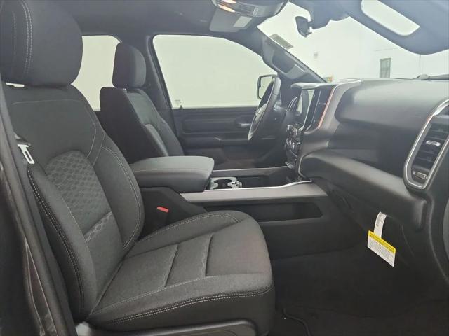 2026 Ram 1500 Express Crew Cab 4x4 5'7" Box