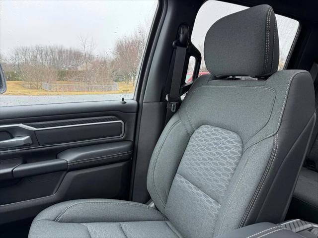 2026 Ram 1500 Big Horn Crew Cab 4x4 5'7" Box
