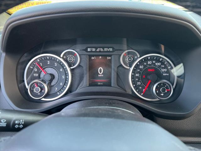 2026 Ram 1500 Big Horn Crew Cab 4x4 5'7" Box
