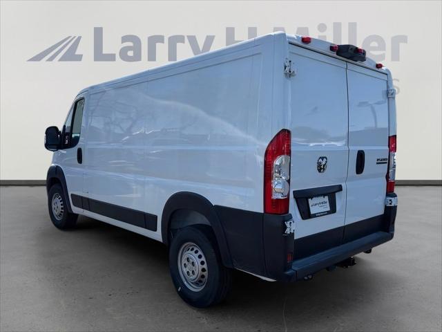 2026 Ram ProMaster Cargo Van Tradesman Low Roof 136" WB w/Pass Seat