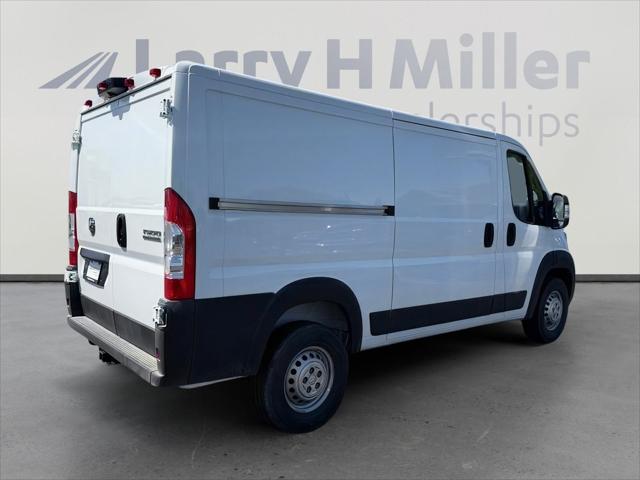 2026 Ram ProMaster Cargo Van Tradesman Low Roof 136" WB w/Pass Seat