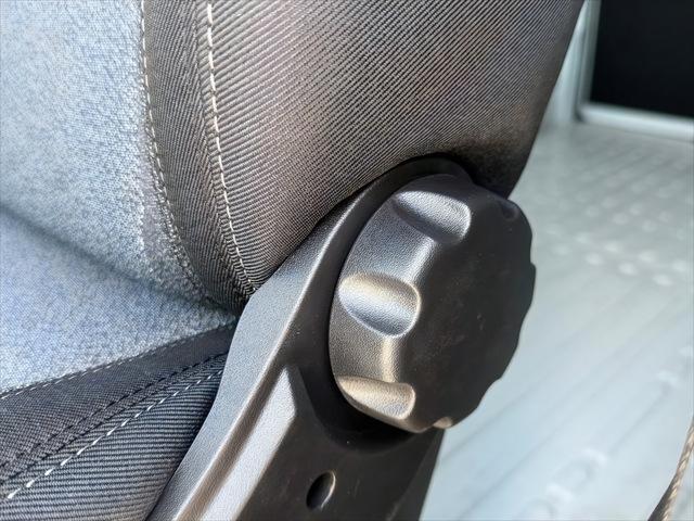 2026 Ram ProMaster Cargo Van Tradesman Low Roof 136" WB w/Pass Seat