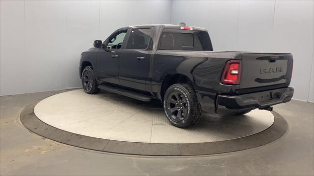 2026 RAM Ram 1500 RAM 1500 EXPRESS CREW CAB 4X4 57 BOX