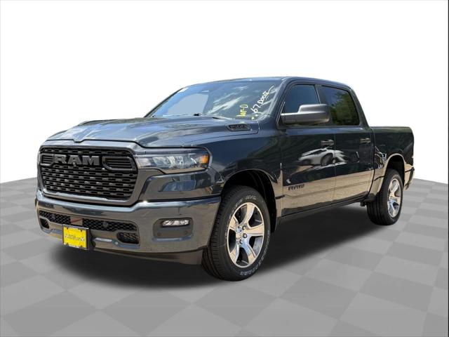 2026 RAM 1500 RAM 1500 EXPRESS CREW CAB 4X2 57 BOX
