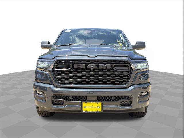 2026 RAM 1500 RAM 1500 EXPRESS CREW CAB 4X2 57 BOX
