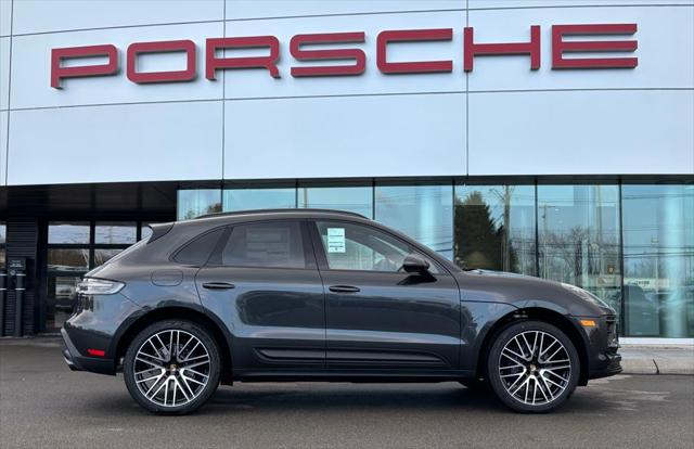 2026 Porsche Macan Base