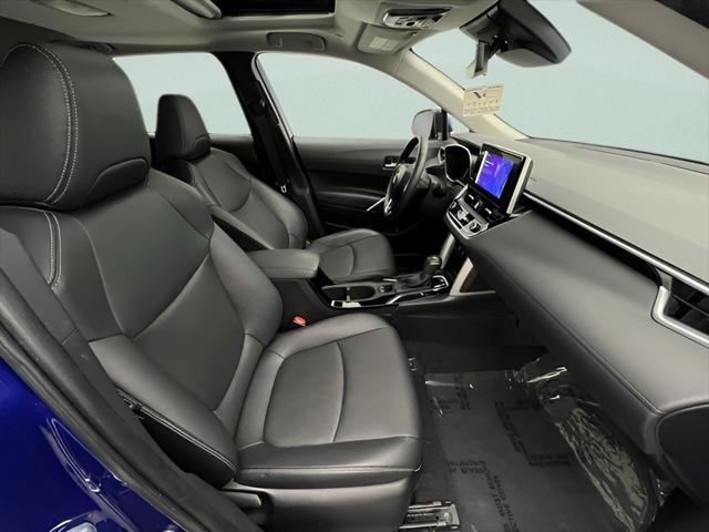 2024 Toyota Corolla Cross XLE