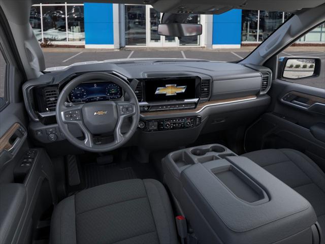 2026 Chevrolet Silverado 1500 4WD Crew Cab Short Bed LT with 2FL