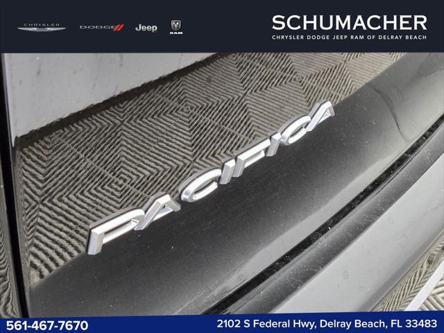 2026 Chrysler Pacifica Pinnacle AWD