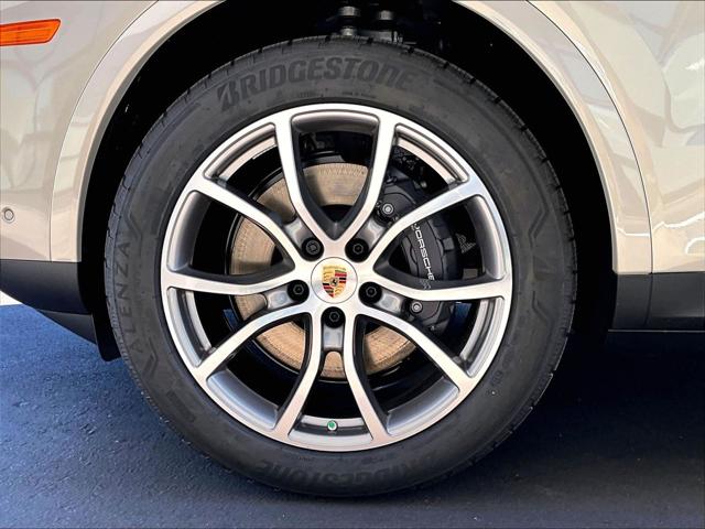 2026 Porsche Cayenne Unknown
