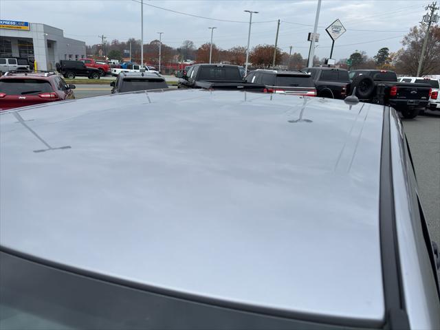 2024 RAM 1500 Classic Tradesman Crew Cab 4x4 57 Box 2024 RAM 1500 Classic Tradesman Crew Cab 4x4 57 Box