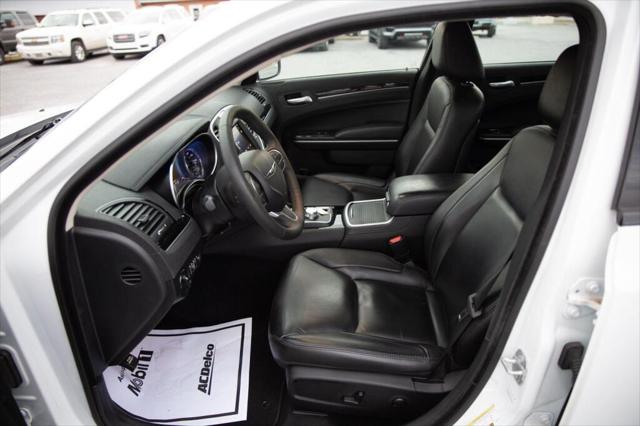 2023 Chrysler 300 Touring L