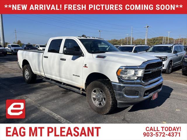 2022 RAM 3500 Tradesman Crew Cab 4x4 8 Box 2022 RAM 3500 Tradesman Crew Cab 4x4 8 Box