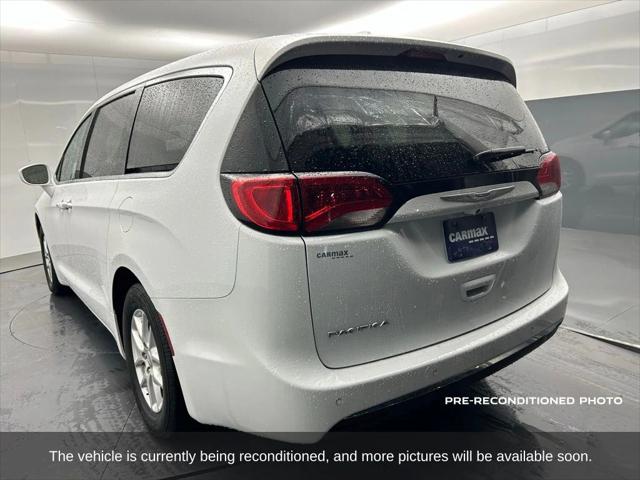 2020 Chrysler Pacifica Touring 2020 Chrysler Pacifica Touring