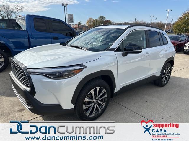 2025 Toyota Corolla Cross XLE