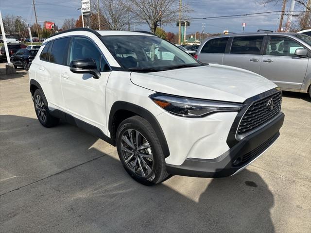 2025 Toyota Corolla Cross XLE