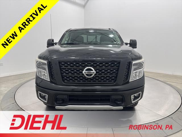 2017 Nissan TITAN PRO-4X 2017 Nissan TITAN PRO-4X