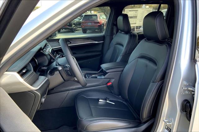 2025 Jeep Grand Cherokee Limited 4x4