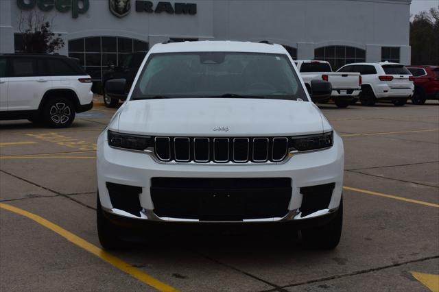 2024 Jeep Grand Cherokee L Laredo 4x2 2024 Jeep Grand Cherokee L Laredo 4x2
