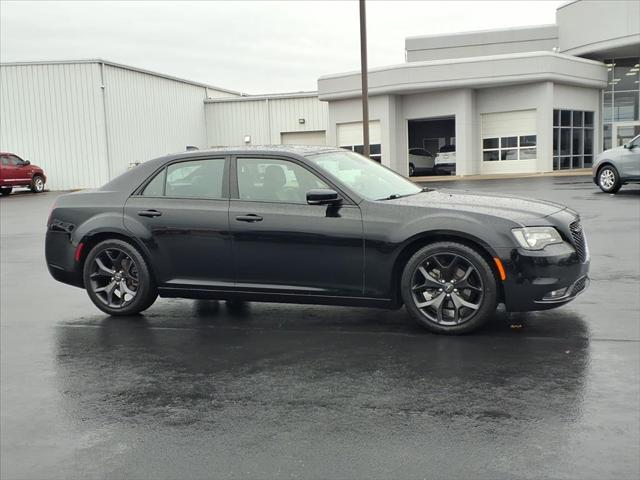 2022 Chrysler 300 S 2022 Chrysler 300 S