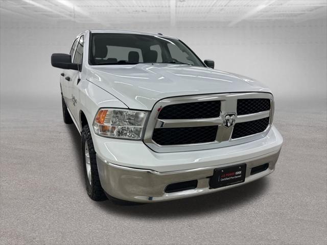 2021 RAM 1500 Classic Tradesman Crew Cab 4x4 57 Box 2021 RAM 1500 Classic Tradesman Crew Cab 4x4 57 Box