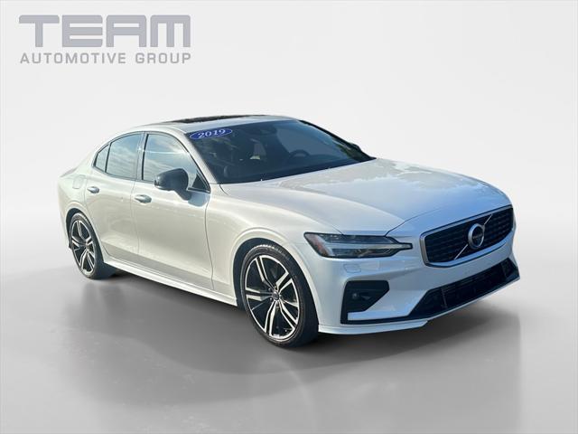 2019 Volvo S60 T6 R-Design 2019 Volvo S60 T6 R-Design