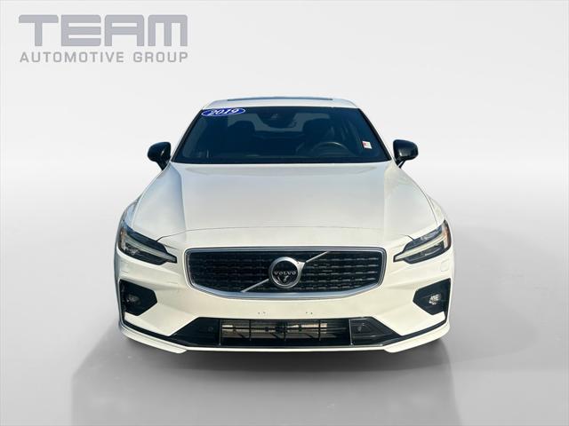 2019 Volvo S60 T6 R-Design 2019 Volvo S60 T6 R-Design